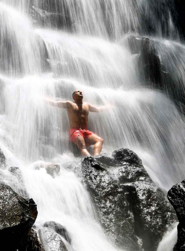 Kanto Lampo Waterfall