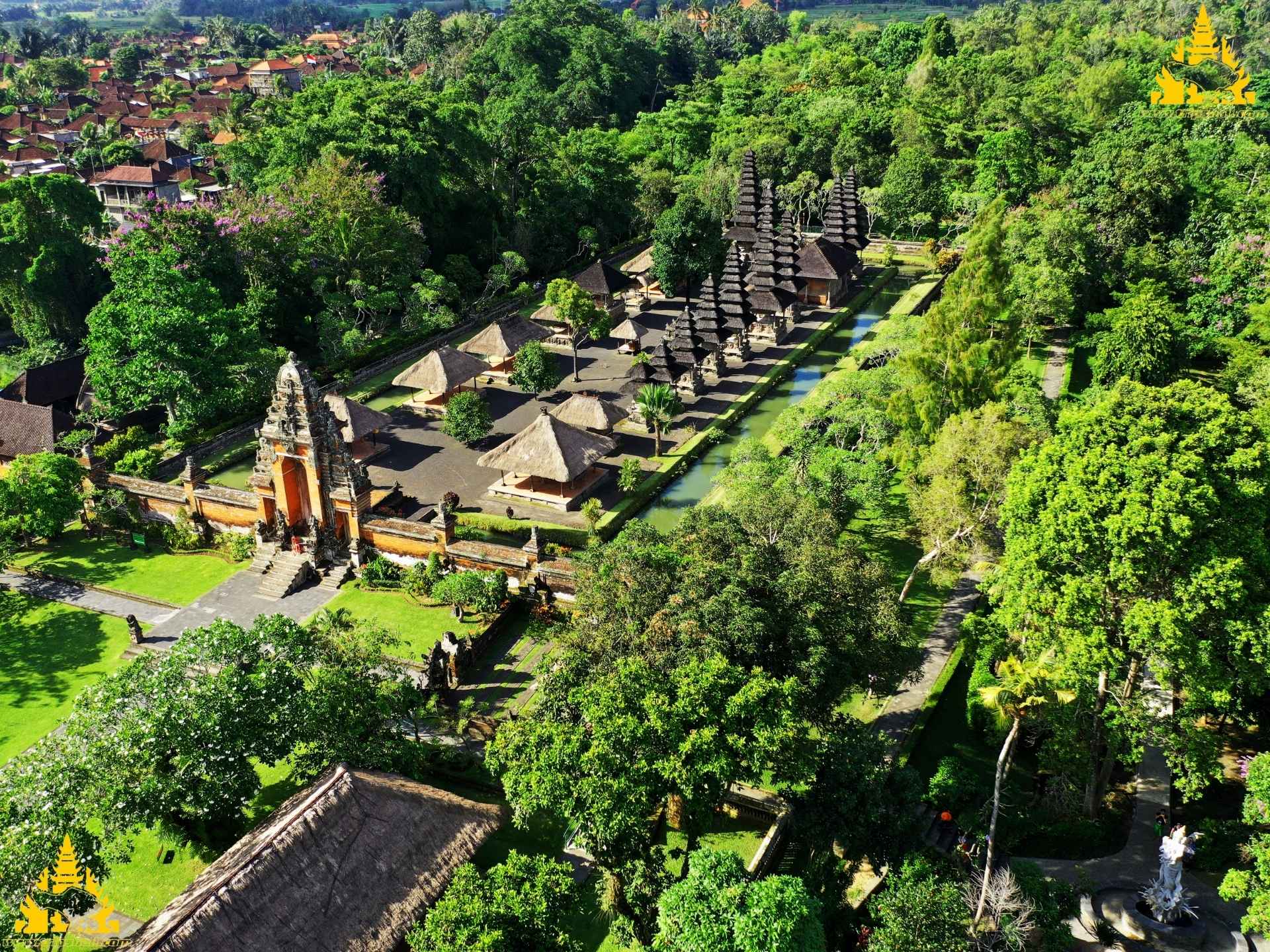Taman Ayun Temple