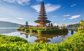 Ulun Danu Temple, bali combination