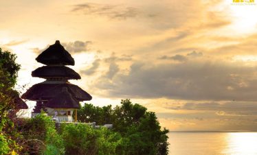 Uluwatu Sunset Temple, Bali Uluwatu Tour